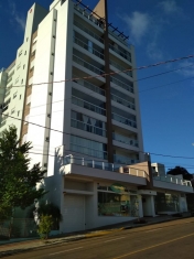 Edifícios Residenciais e Comerciais